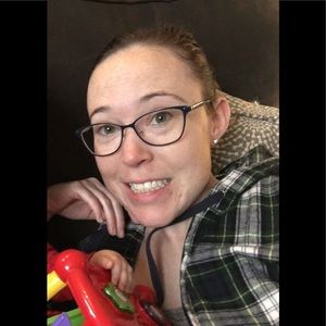 Meet your Posher, Emilie